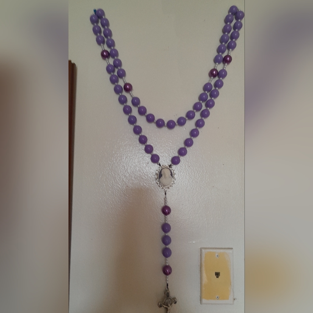 Purple Beaded Rosary with Silver Cross Wall Rosary XXL  With JESUS Cameo - Picture 9 of 9